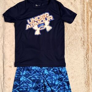 Under Armour Dark Blue Tee and Patterned Shorts Set